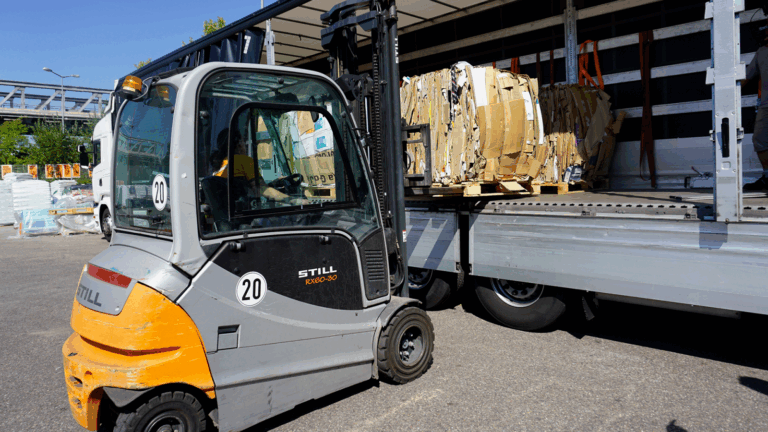 Managementul Deseurilor: Soluții Sustenabile pentru un Viitor Mai Curat